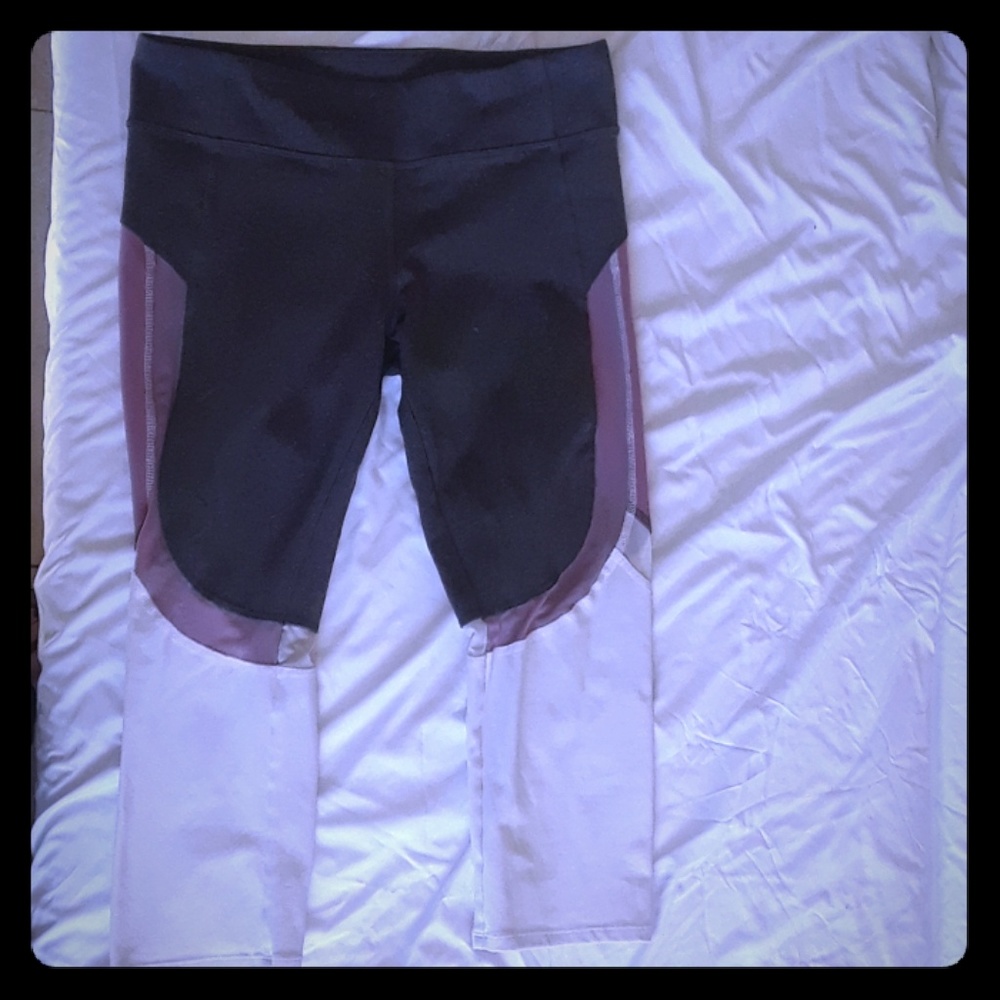 Vintage no longer made Capri mesh legging yoga/workout pant